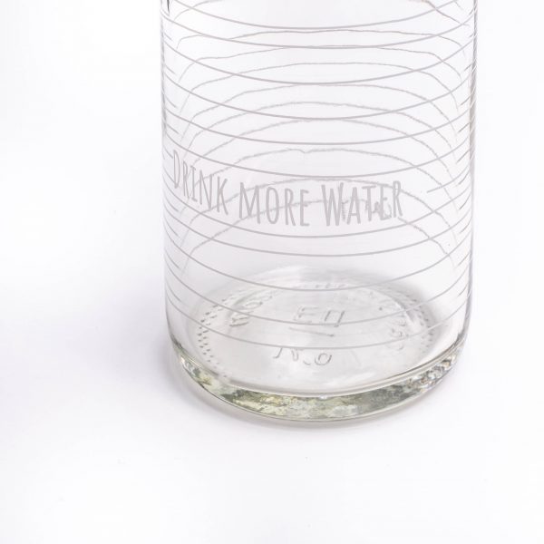 Carry Bottle Glasflasche 0,7l water is life